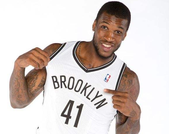 年的强劲表 年的强劲表