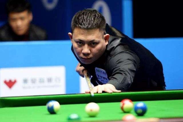 第三名背后 第三名背后