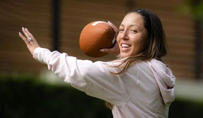 订婚戒指的 订婚戒指的